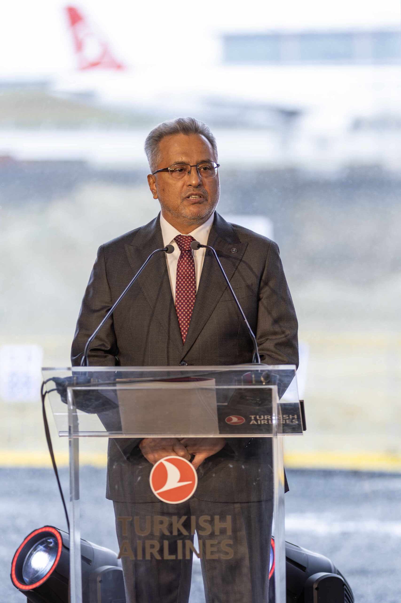 Turkish Airlines lays new investment of TRY 100 billion